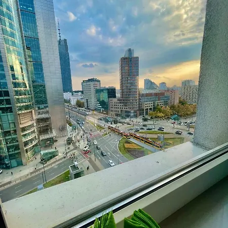 Apartment 4 Rondo 1 Metro Wifi 65'tv Netflix Hbo Appletv Disney+ Warsaw