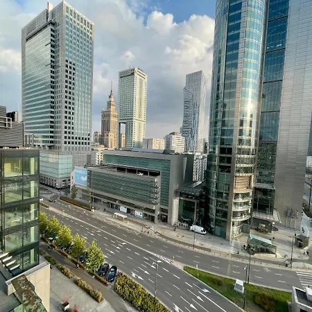 4 Rondo 1 Metro Wifi 65'tv Netflix Hbo Appletv Disney+ Апартаменты