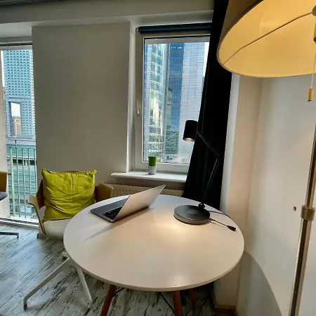 4 Rondo 1 Metro Wifi 65'tv Netflix Hbo Appletv Disney+ Appartement *