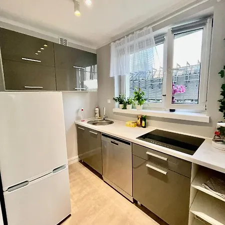 4 Rondo 1 Metro Wifi 65'tv Netflix Hbo Appletv Disney+ Appartement *