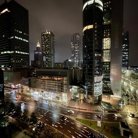 4 Rondo 1 Metro Wifi 65'tv Netflix Hbo Appletv Disney+ Apartment Warsaw
