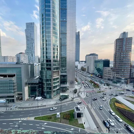 Apartment 4 Rondo 1 Metro Wifi 65'tv Netflix Hbo Appletv Disney+ Warsaw