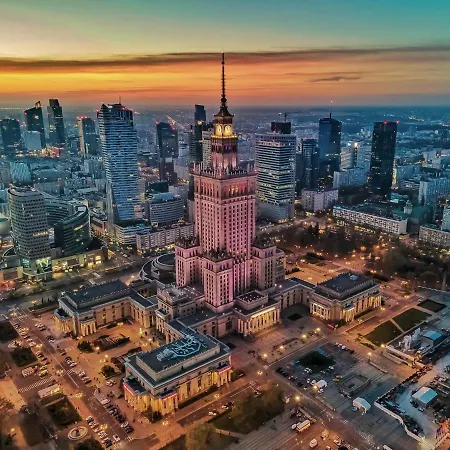 4 Rondo 1 Metro Wifi 65'tv Netflix Hbo Appletv Disney+ Апартаменты