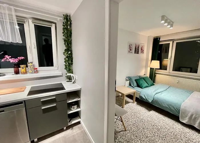 4 Rondo 1 Metro Wifi 65'tv Netflix Hbo Appletv Disney+