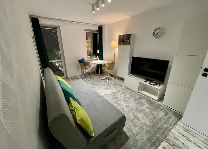 Apartman 4 Rondo 1 Metro Wifi 65'tv Netflix Hbo Appletv Disney+ *