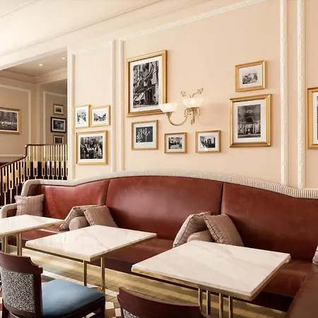 4 Rondo 1 Metro Wifi 65'tv Netflix Hbo Appletv Disney+ وارسو