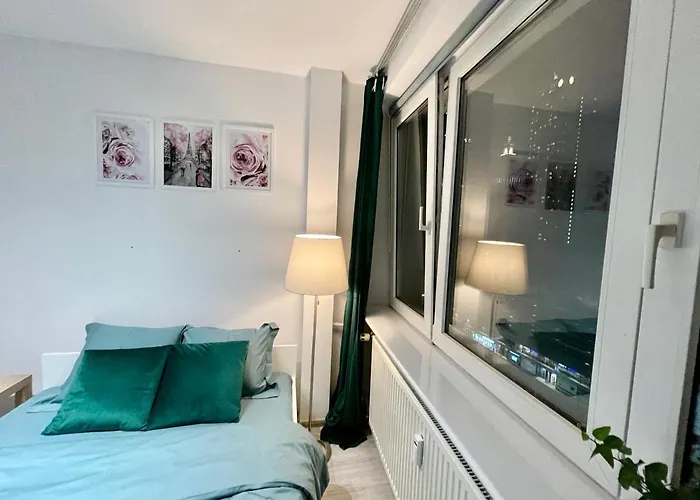 4 Rondo 1 Metro Wifi 65'tv Netflix Hbo Appletv Disney+ *